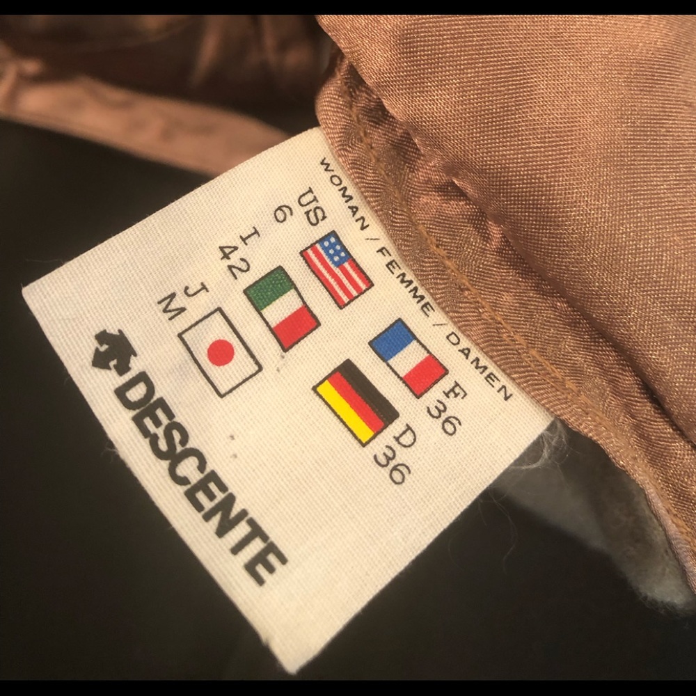 Descente Woman’s Ski Pants - Picture 8 of 16